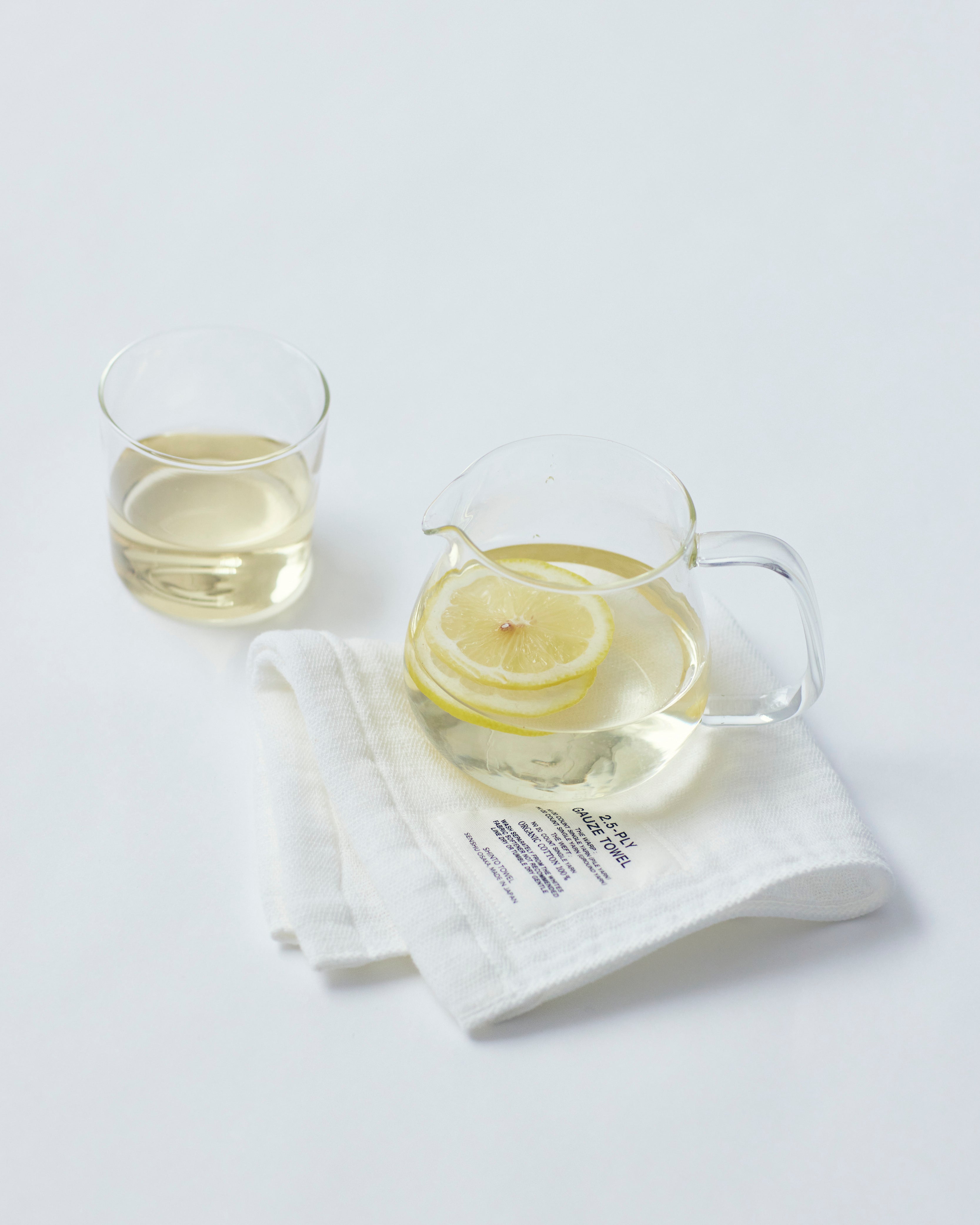 2.5-PLY GAUZE ティータオル|オーガニックコットン100%|速乾性に優れ、変則的に織ることによって独特の風合いと肌触りに仕上げた、軽やかなガーゼタオル|SHINTO TOWEL STORE