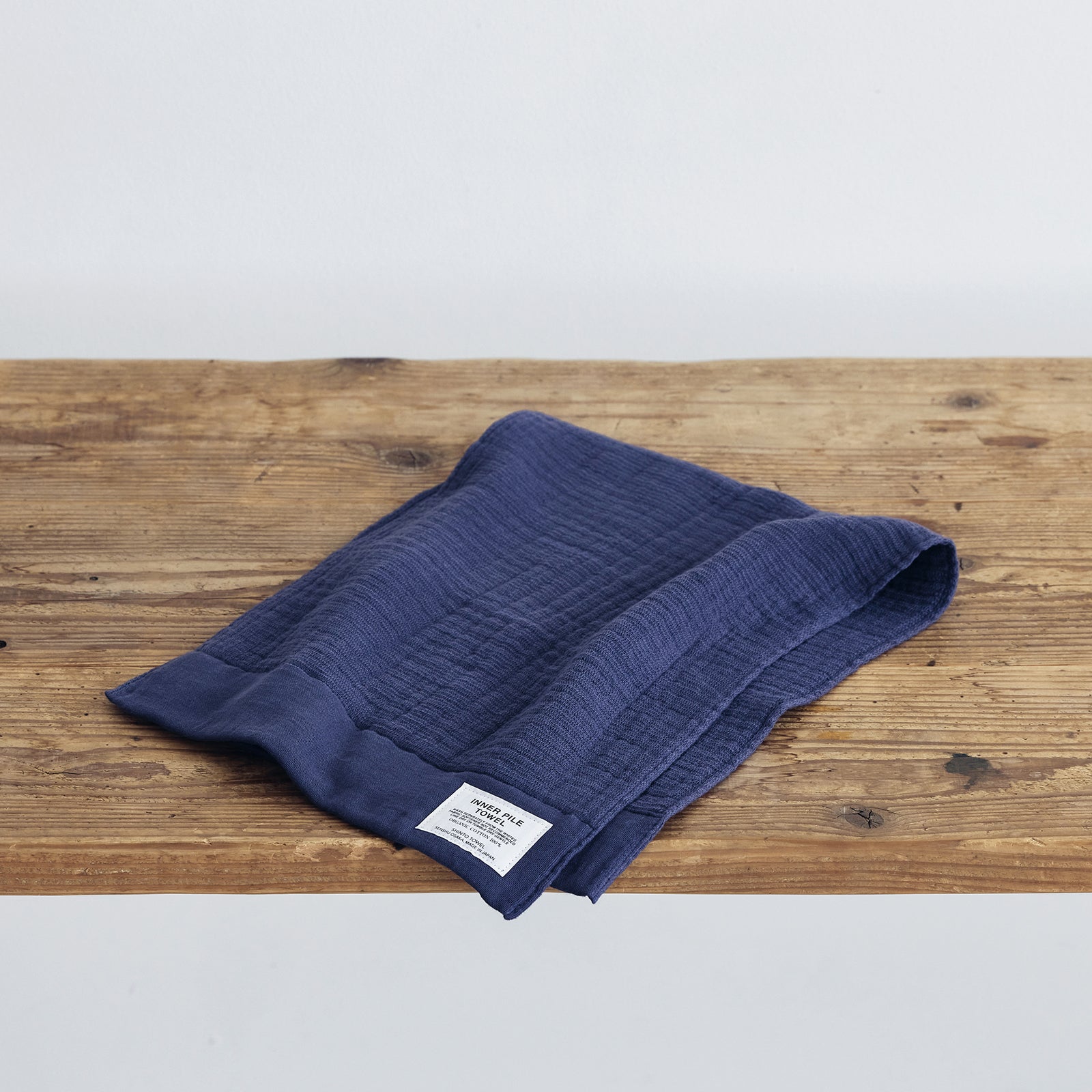 INNER PILE フェイスタオル|オーガニックコットン100%|ボリュームがあるのに軽くて柔らかく、泉州タオルの伝統製法で引き出す高い吸水性を備えています|SHINTO TOWEL STORE