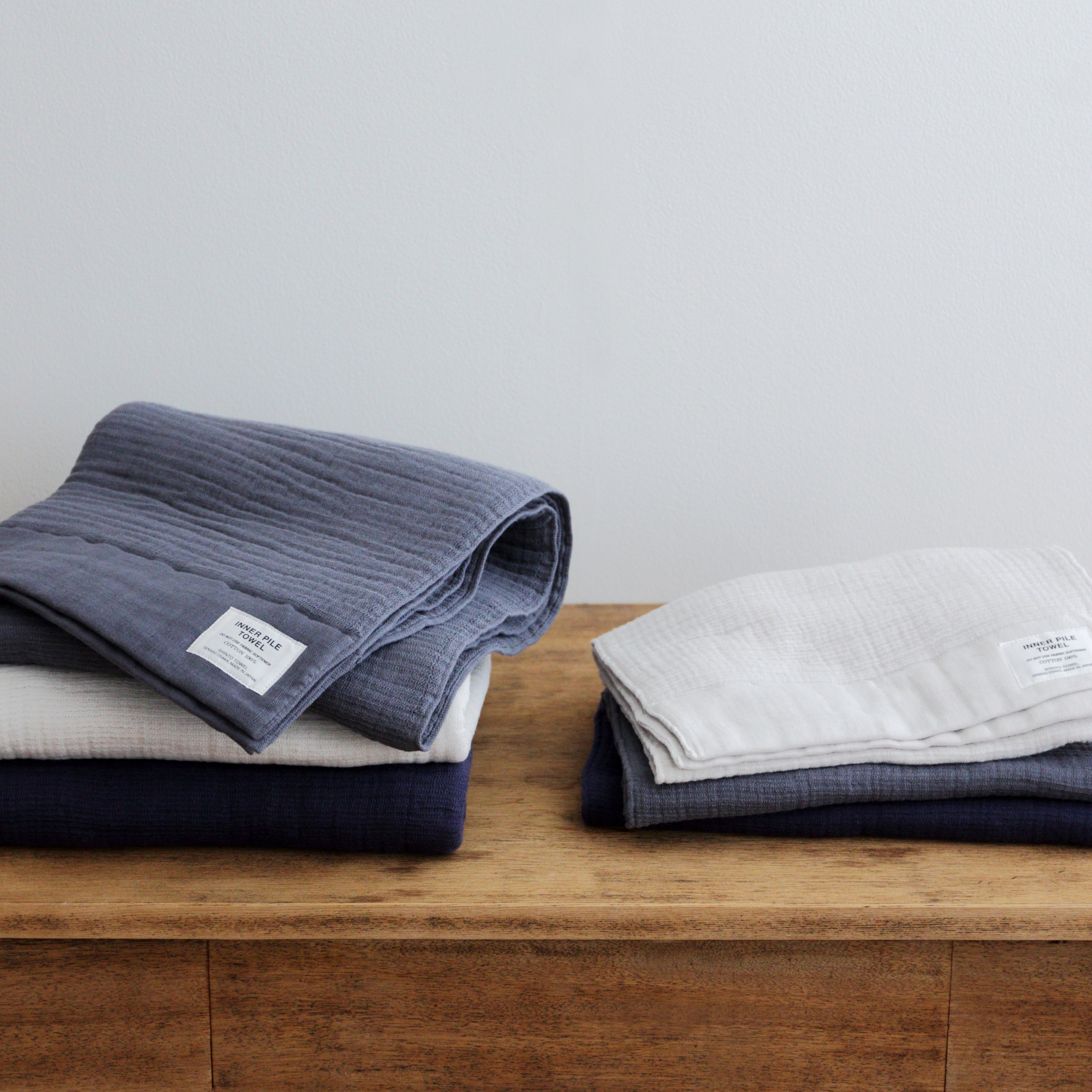 INNER PILE フェイスタオル|オーガニックコットン100%|ボリュームがあるのに軽くて柔らかく、泉州タオルの伝統製法で引き出す高い吸水性を備えています|SHINTO TOWEL STORE