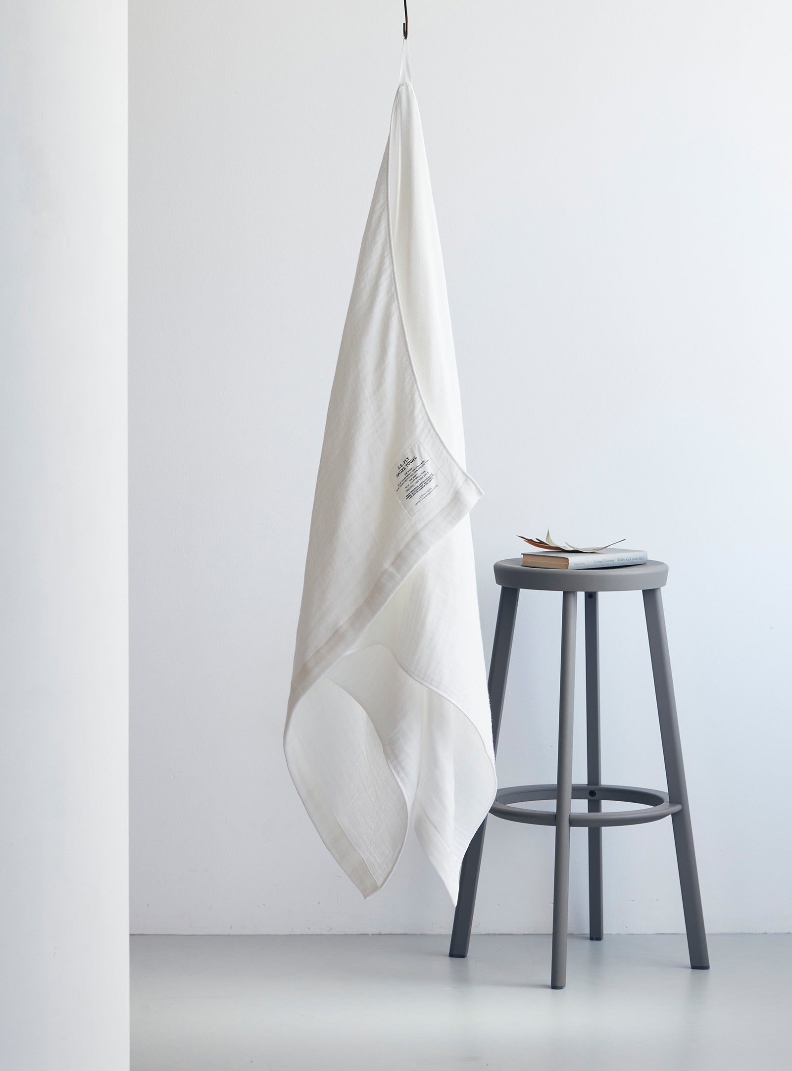 2.5-PLY GAUZE（2.5重ガーゼ）バスタオル L・ホワイト - SHINTO TOWEL