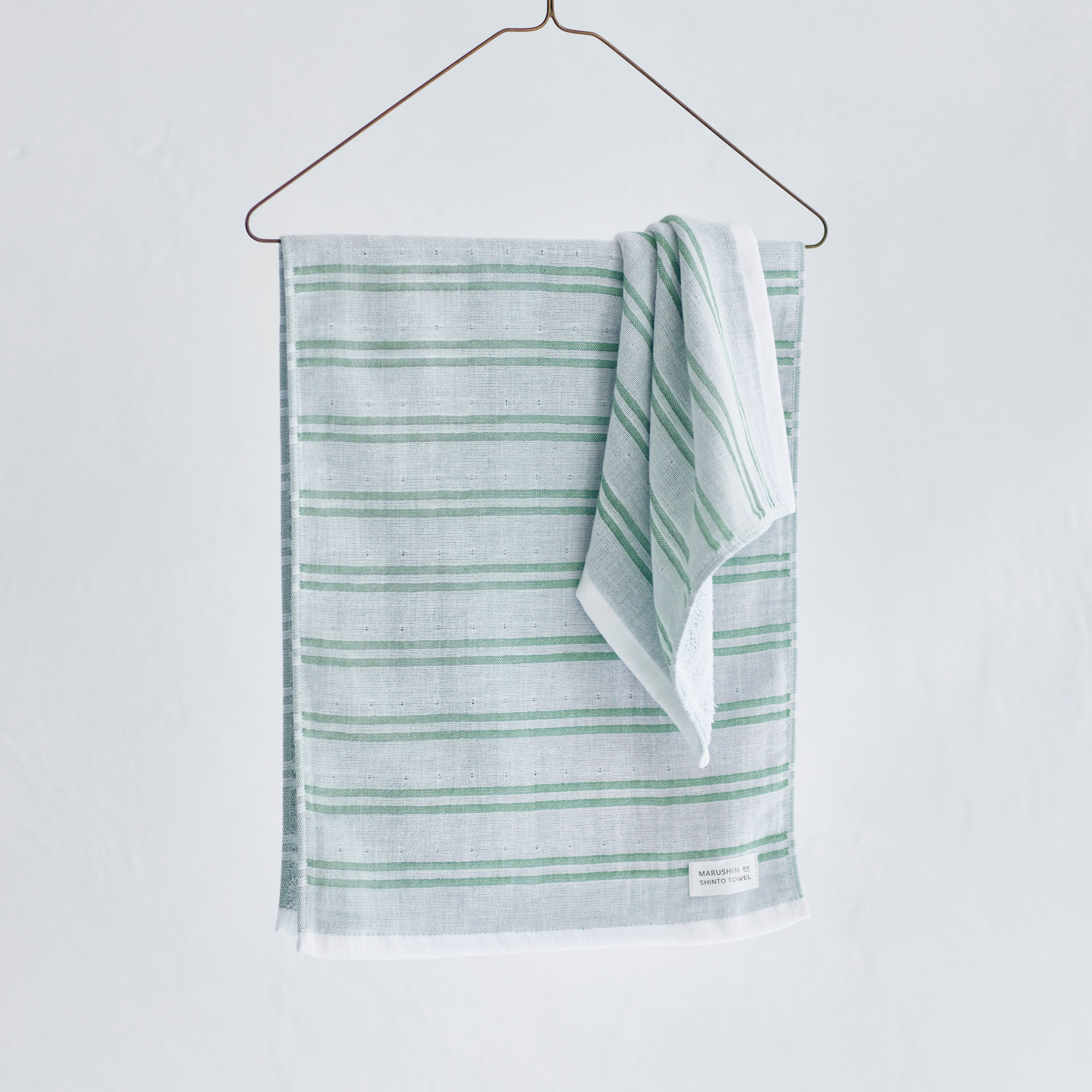 〈シマ-ダブル白地〉ハンドタオル2枚（フォレスト ⁄ シャドウ）箱入り