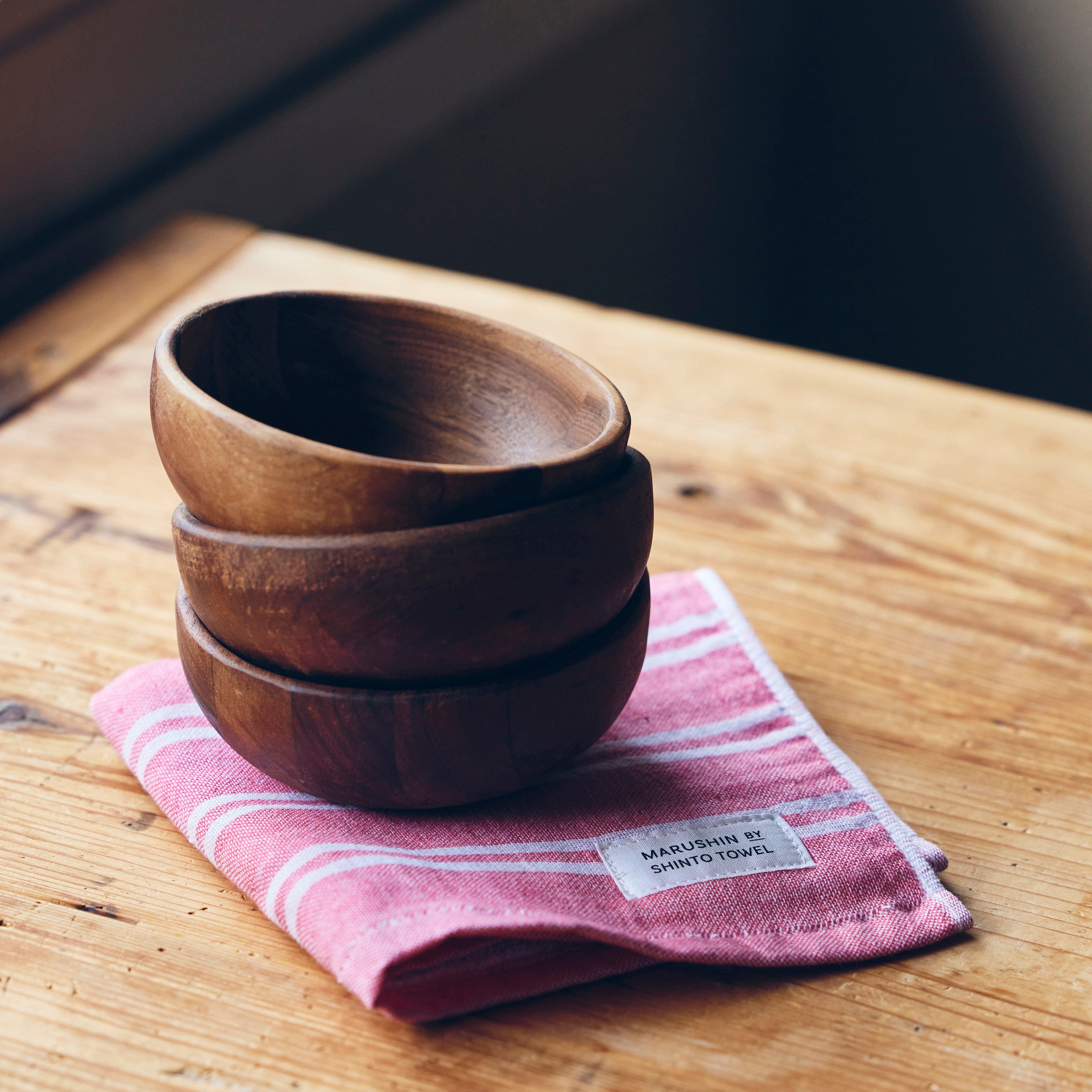 〈シマ-ダブル〉ハンドタオル2枚（レッド）箱入り