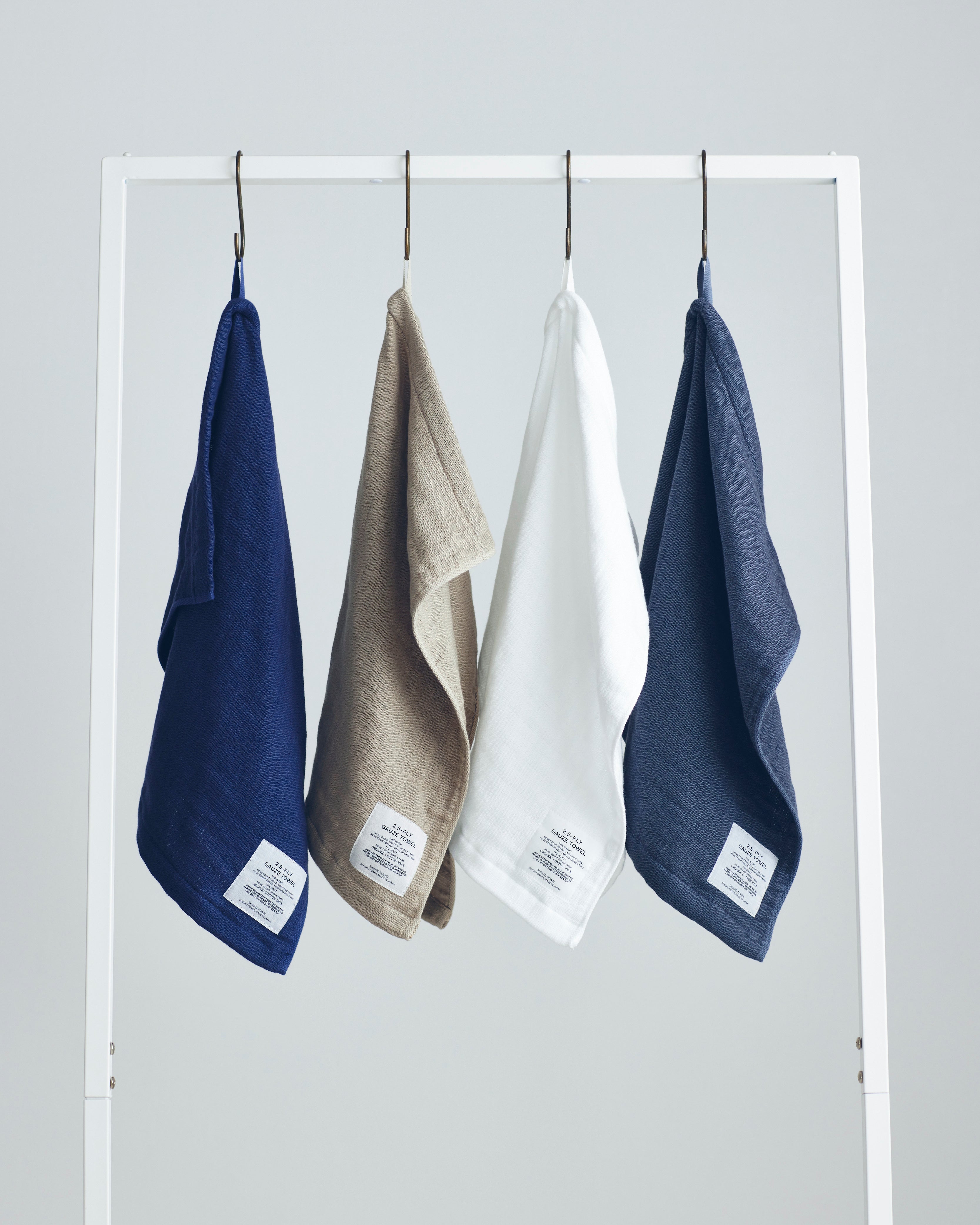 2.5-PLY GAUZE ティータオル｜オーガニックコットン100%｜速乾性に優れ、変則的に織ることによって独特の風合いと肌触りに仕上げた、軽やかなガーゼタオル｜SHINTO TOWEL STORE