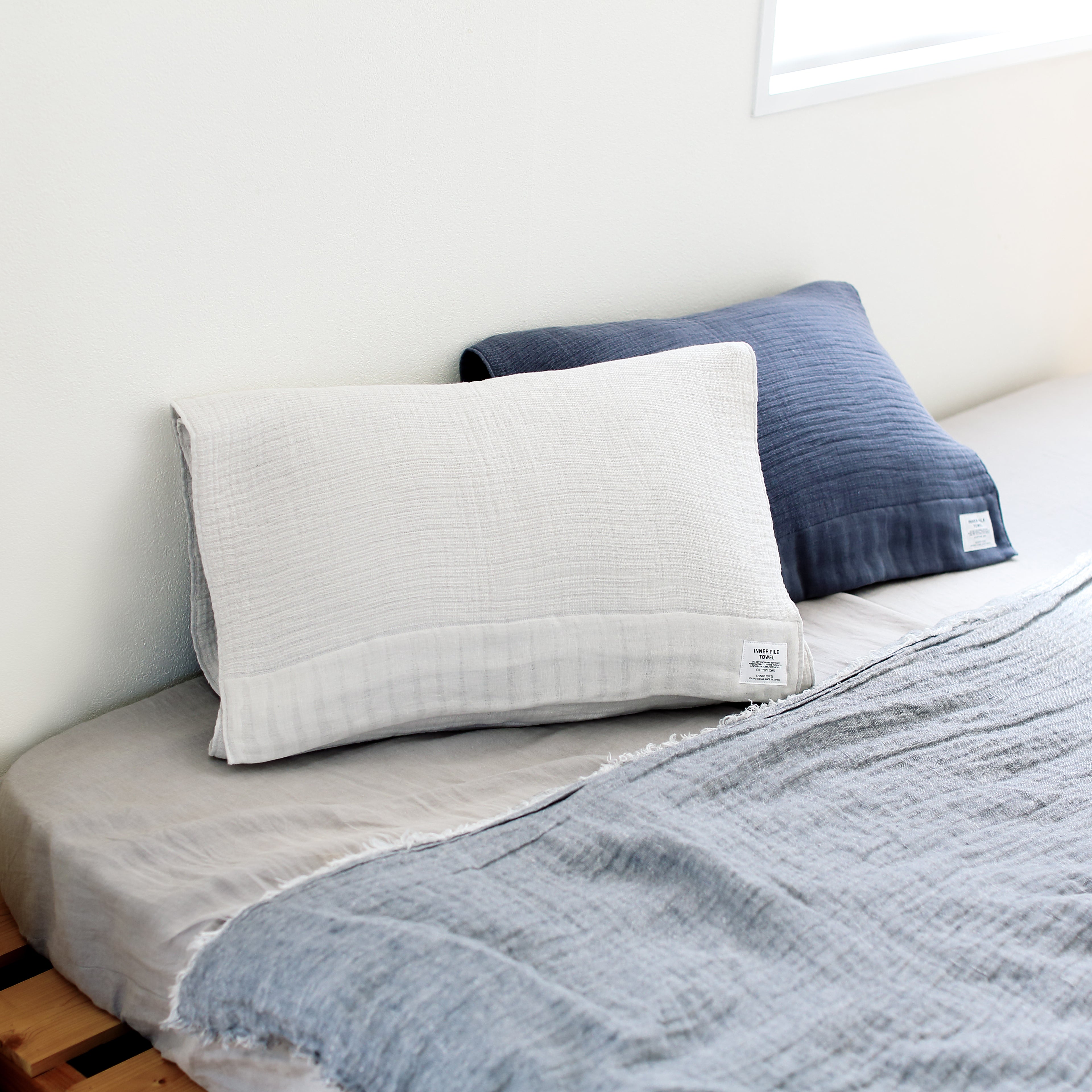 INNER PILE バスタオル｜オーガニックコットン100%｜ボリュームがあるのに軽くて柔らかく、泉州タオルの伝統製法で引き出す高い吸水性を備えています｜SHINTO TOWEL STORE