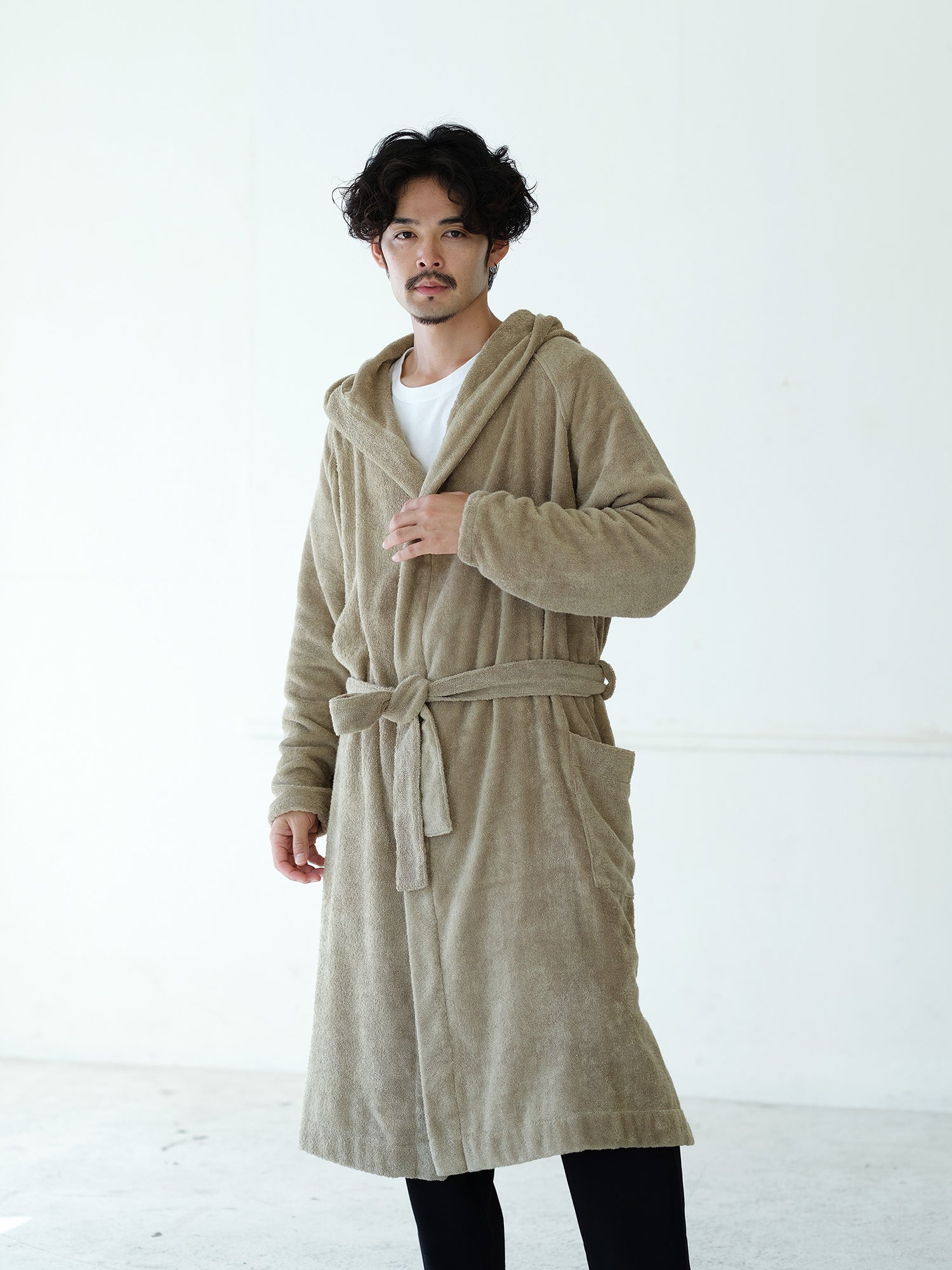 YUKINE BATHROBE カーキ